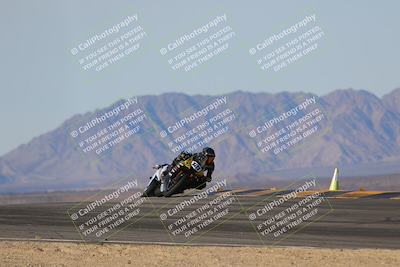 media/Dec-10-2023-SoCal Trackdays (Sun) [[0ce70f5433]]/Turn 10 Inside (140pm)/